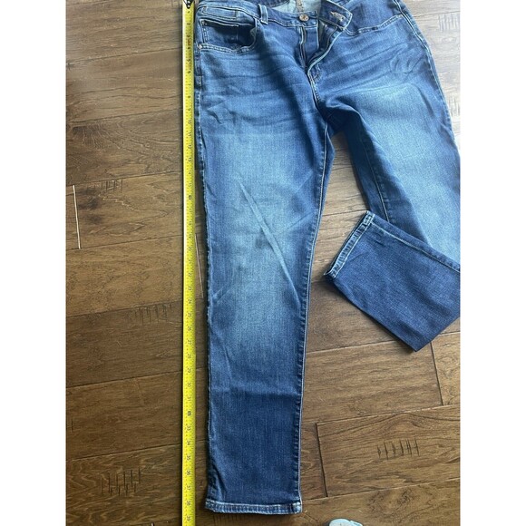 Chico’s Platinum Boyfriend Jeans Size 0.5R Medium Wash Stretch Denim Regular Fit - Picture 8 of 9